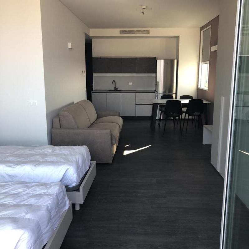 Sky Tower Suite Mestre Bagian luar foto